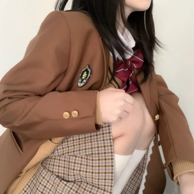 马路对面的房子